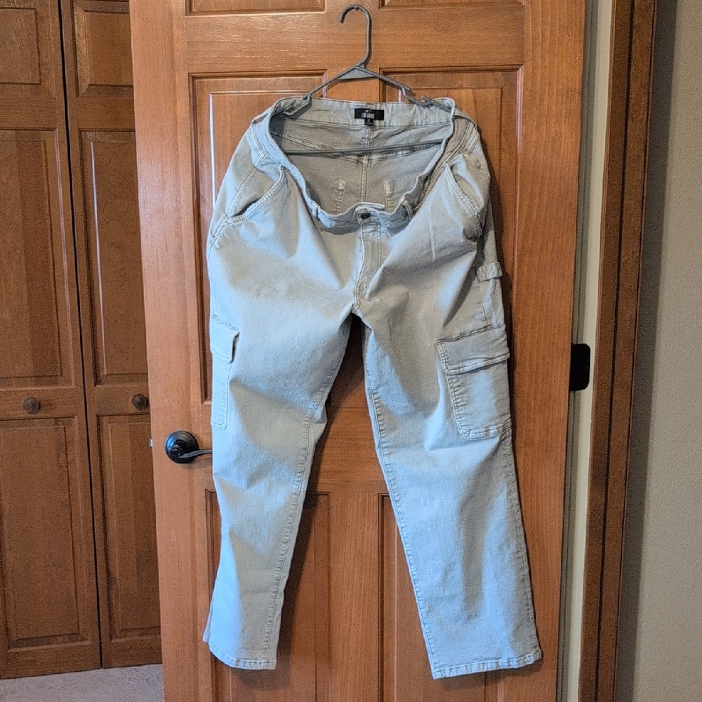 LuLaRoe Men's Gray Cargo Pants